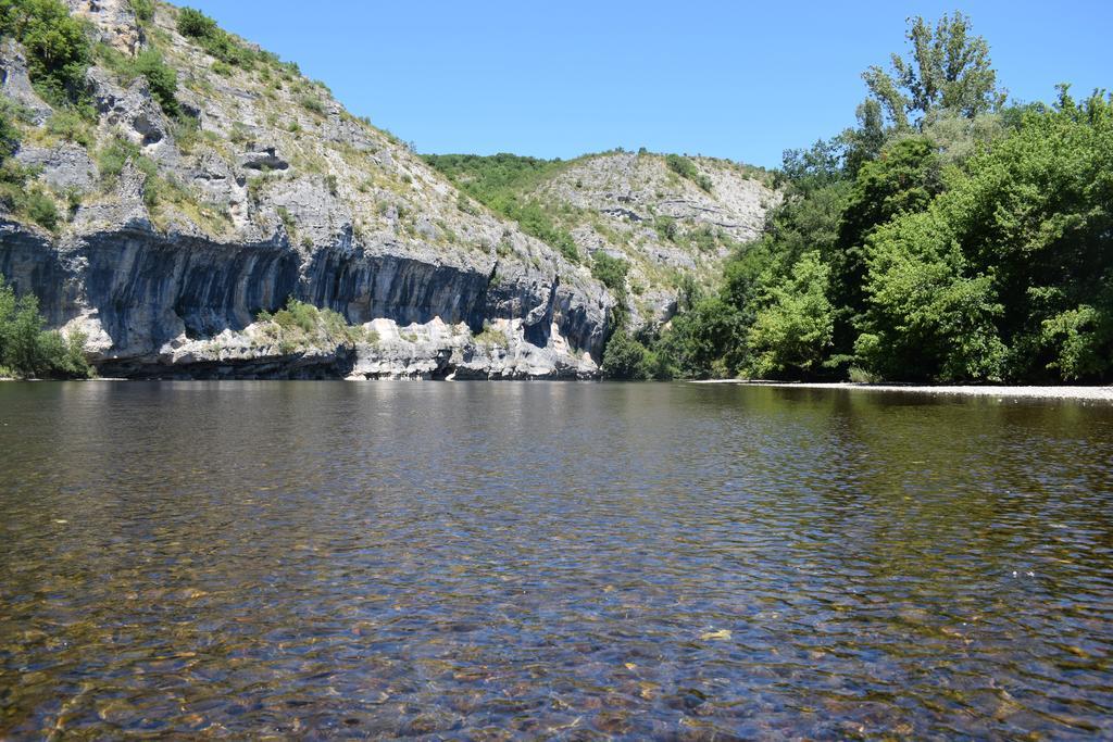 Loupiac  Camping Chez Francis Bed & Breakfast エクステリア 写真